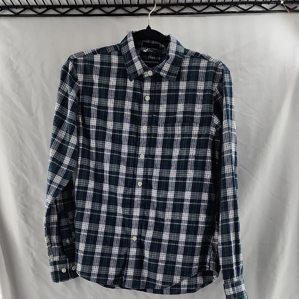 Banana Republic Green Plaid Casual Button Down Shirt